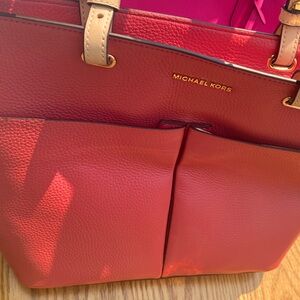 Michael Kors Salmon color shoulder strap purse